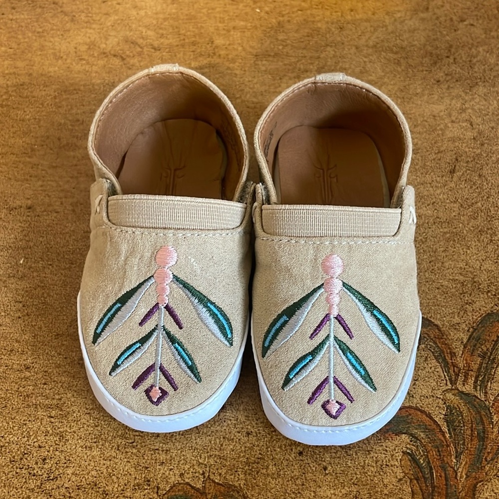 Frye baby Mel slip ons size 4